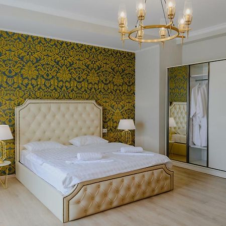 Golden Globe Boutique Hotel Тбилиси Екстериор снимка